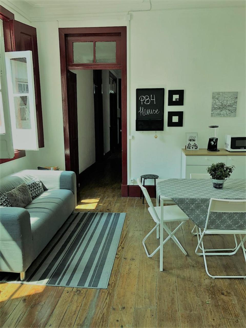 بيت شباب Pb4 House براغا المظهر الخارجي الصورة